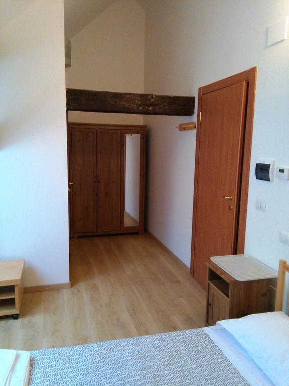 Twin Room Private Bathroom